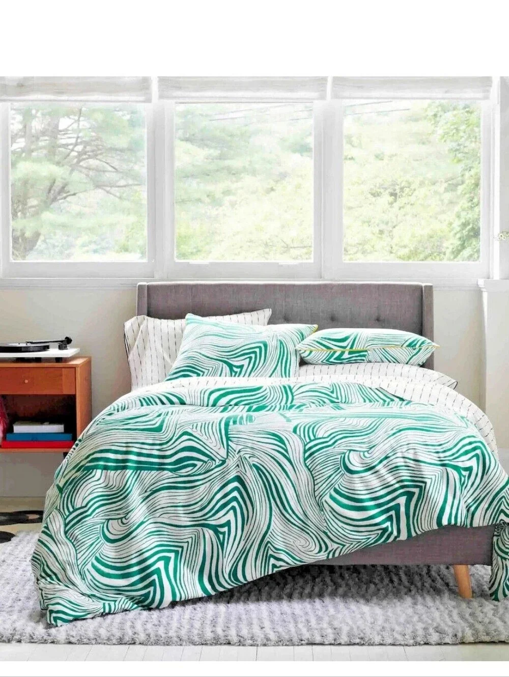 New Novogratz by Utica King Size 3 Pc Comforter Set Patina Teal White Animal